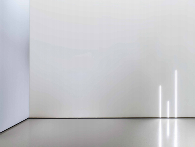 TAGLINE, minimalismo assoluto